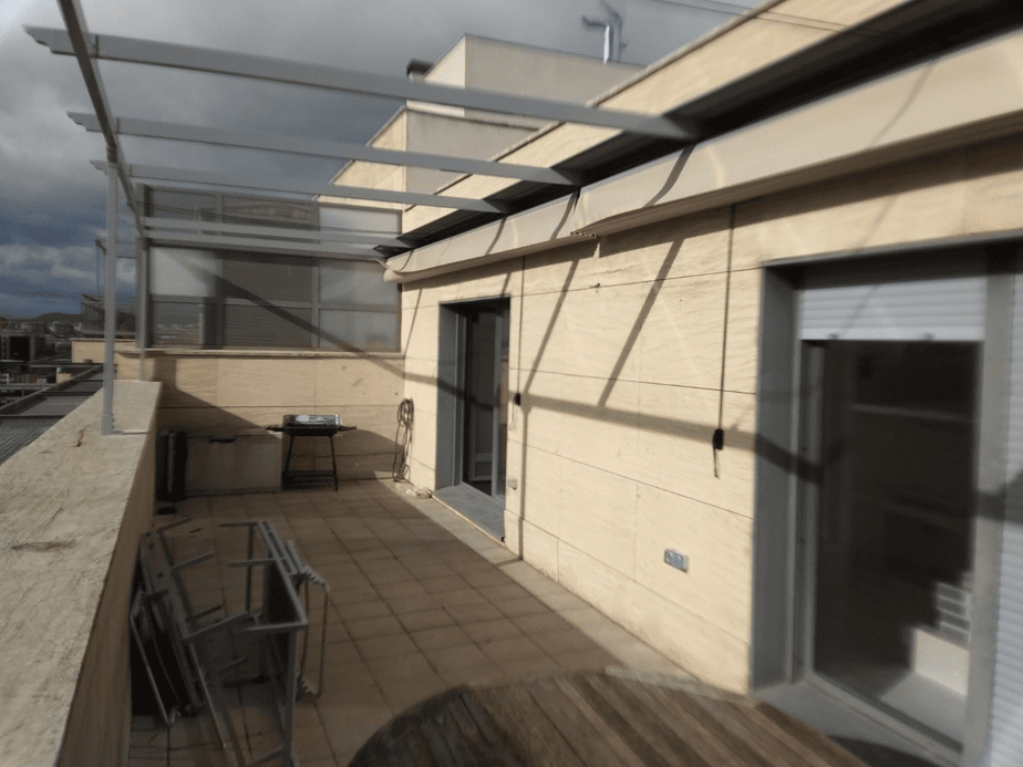 Fabricación e instalación de pérgolas para terrazas y patios