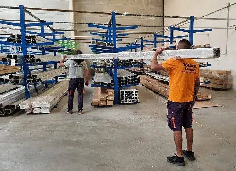 taller toldos pérgolas