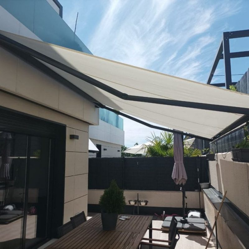 toldo extensible color blanco